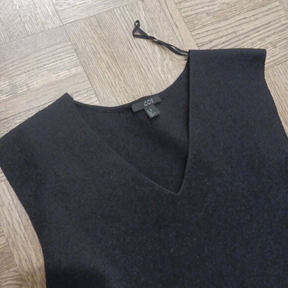 Cos knit black shirt size xs - Picture 2 of 3